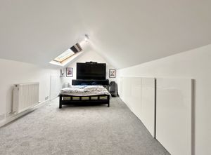 Photo 16- click for photo gallery